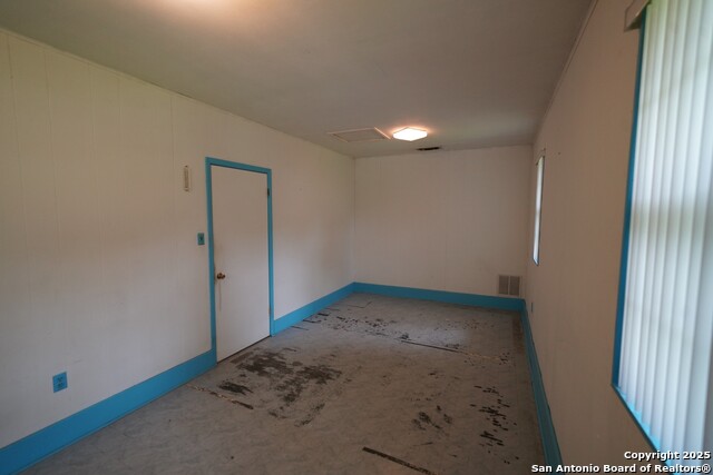 Image 19 of 23 For 605 Maple