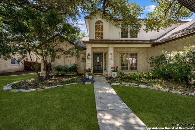 Image 5 of 37 For 210 English Oaks