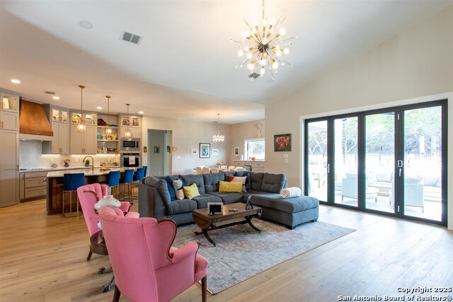 Image 12 of 56 For 845 Coronado