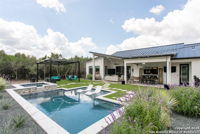 Image 2 of 56 For 845 Coronado