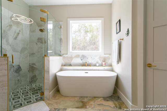 Image 32 of 56 For 845 Coronado