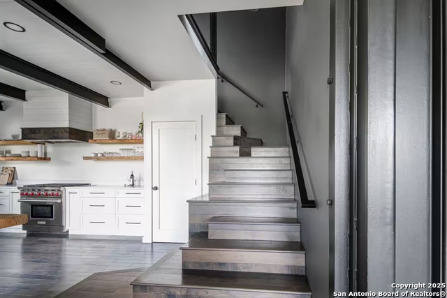 Image 29 of 85 For 228 & 232 Spring Rd