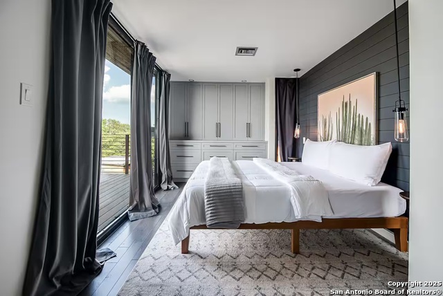 Image 30 of 85 For 228 & 232 Spring Rd