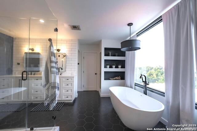 Image 36 of 85 For 228 & 232 Spring Rd