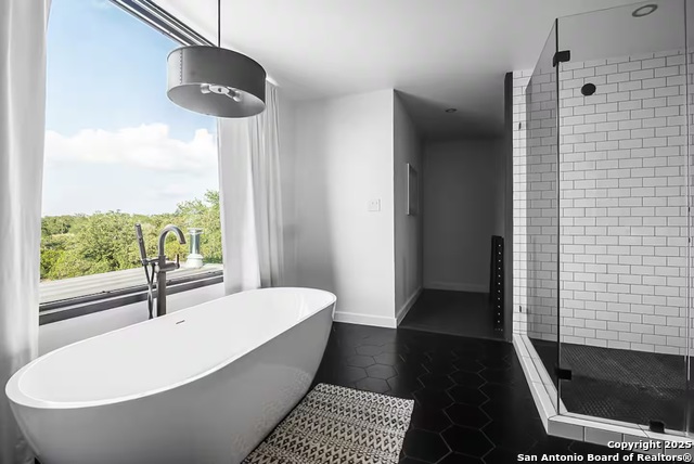 Image 41 of 85 For 228 & 232 Spring Rd