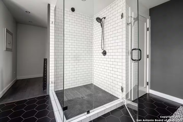 Image 43 of 85 For 228 & 232 Spring Rd