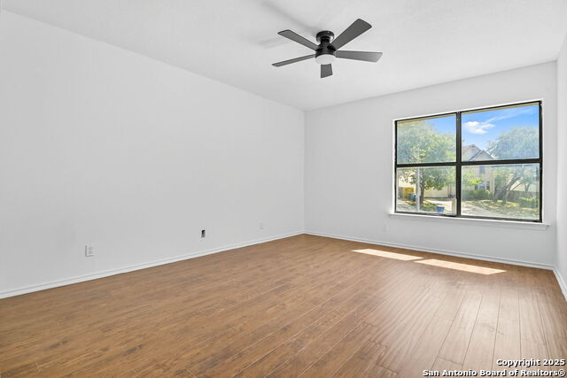 Image 20 of 33 For 4835 Sunlit Well