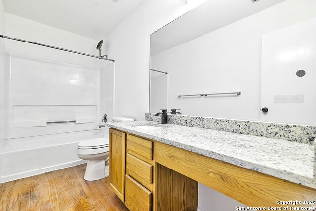 Image 21 of 33 For 4835 Sunlit Well