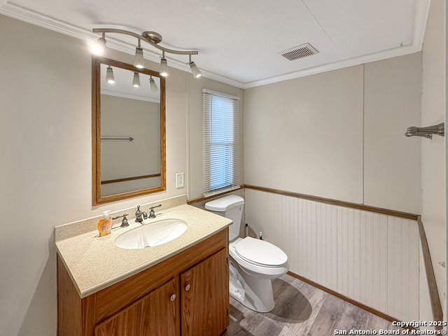 Listing photo id 17 for 1521 Pecan Dr Nw