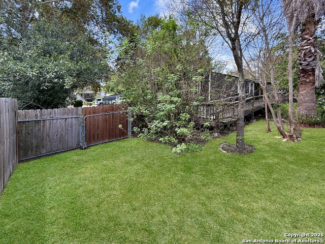 Listing photo id 26 for 1521 Pecan Dr Nw