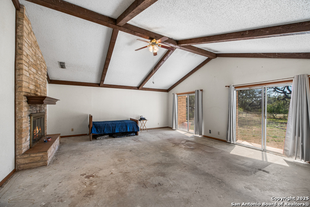 Image 20 of 78 For 0 Fm 2200