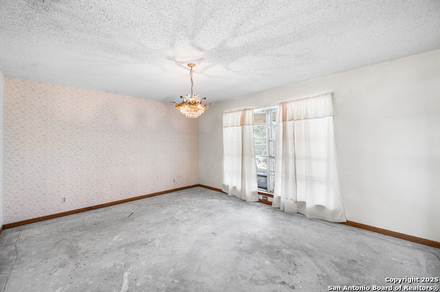 Image 8 of 78 For 0 Fm 2200