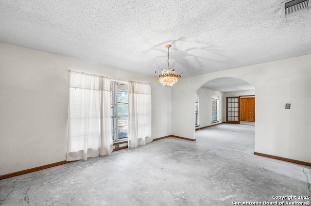 Image 9 of 78 For 0 Fm 2200