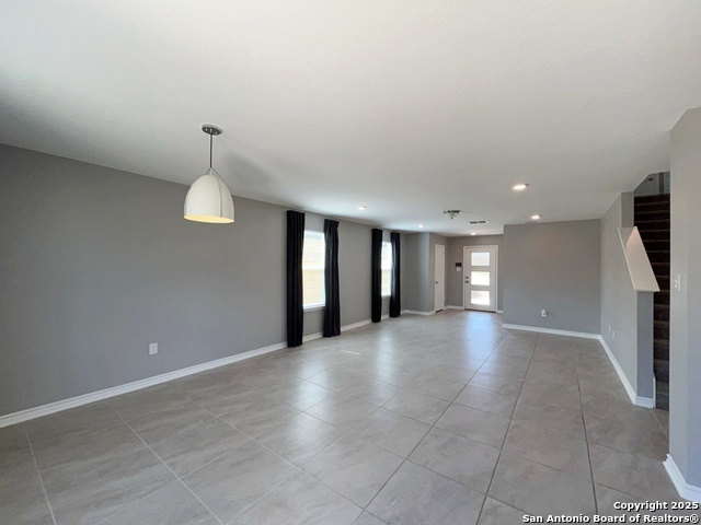 Image 12 of 52 For 8018 Kingfisher Landing