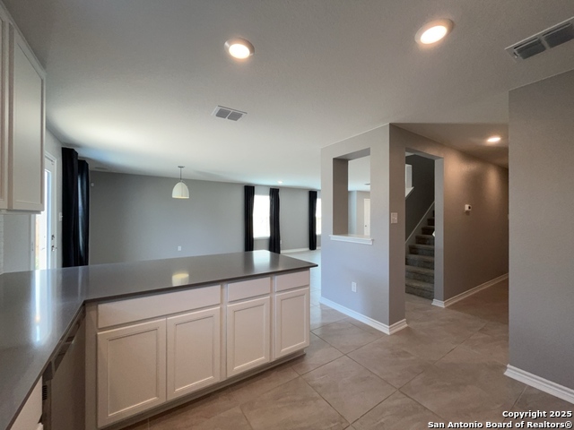 Image 15 of 52 For 8018 Kingfisher Landing