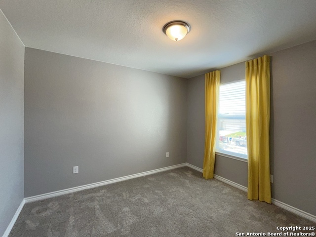 Image 26 of 52 For 8018 Kingfisher Landing