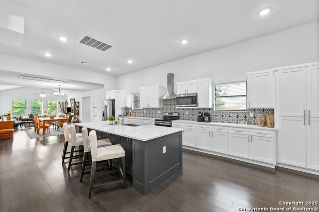 Image 17 of 80 For 136 Evergreen W