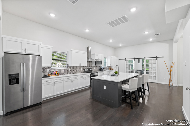 Image 19 of 80 For 136 Evergreen W