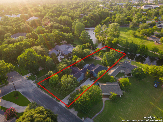 Image 77 of 80 For 136 Evergreen W