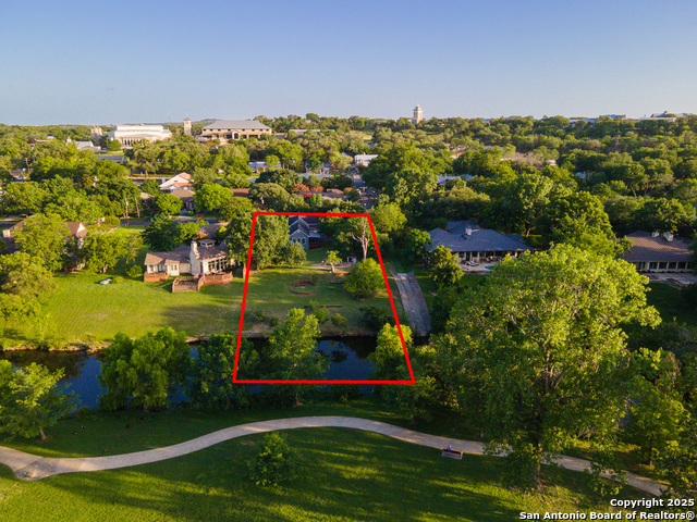 Image 79 of 80 For 136 Evergreen W