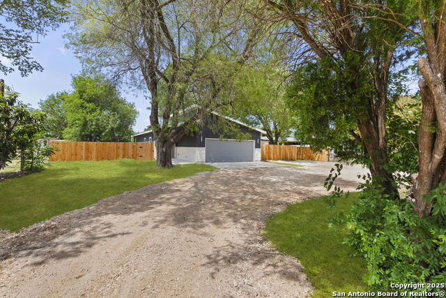 Image 15 of 16 For 15227 Rosa Trl