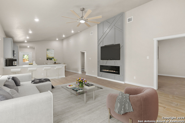 Image 3 of 16 For 15227 Rosa Trl