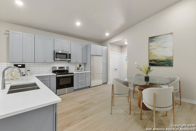 Image 5 of 16 For 15227 Rosa Trl