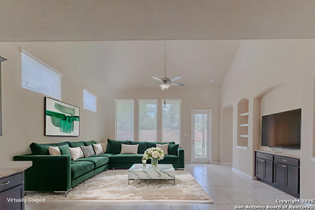 Listing photo id 18 for 1226 Hidden Cave Drive