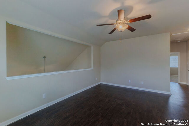 Listing photo id 28 for 1226 Hidden Cave Drive