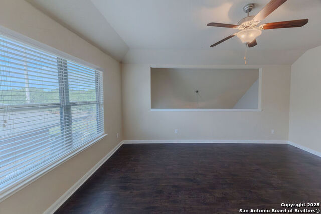 Listing photo id 30 for 1226 Hidden Cave Drive