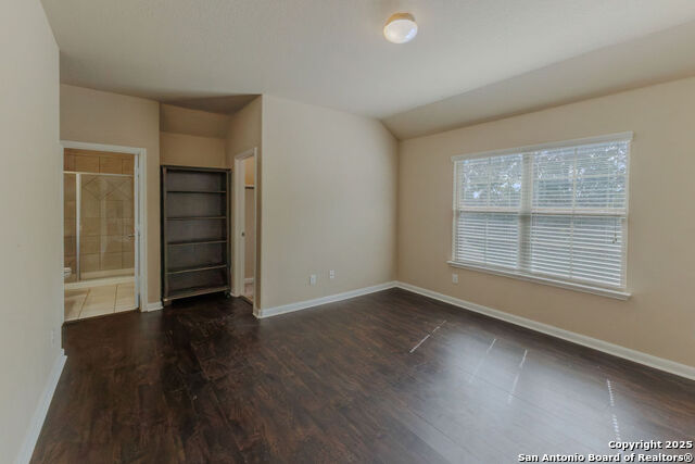 Listing photo id 32 for 1226 Hidden Cave Drive