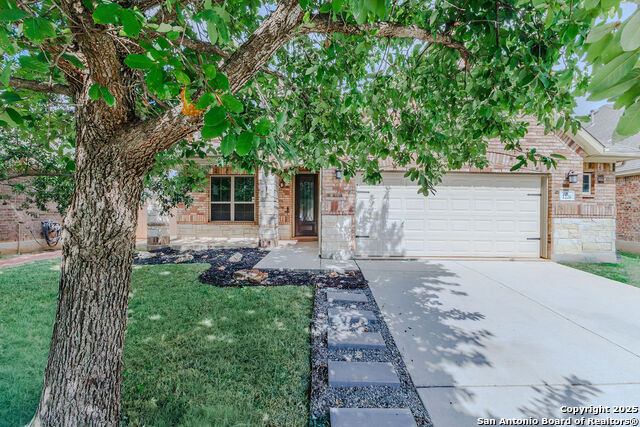 Listing photo id 2 for 1226 Hidden Cave Drive