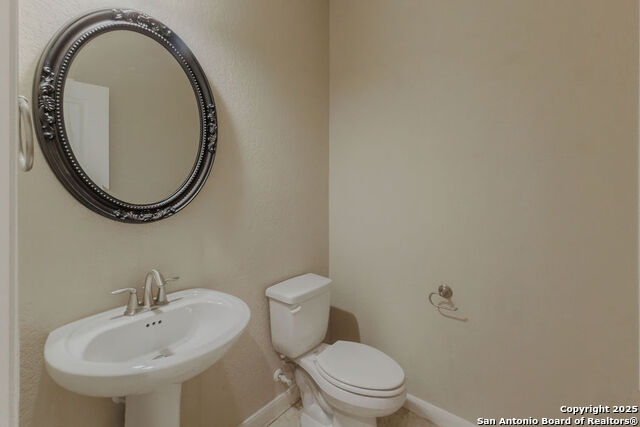 Listing photo id 42 for 1226 Hidden Cave Drive