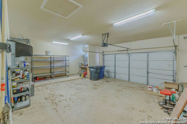 Listing photo id 44 for 1226 Hidden Cave Drive