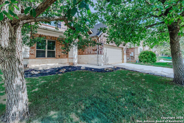 Listing photo id 3 for 1226 Hidden Cave Drive
