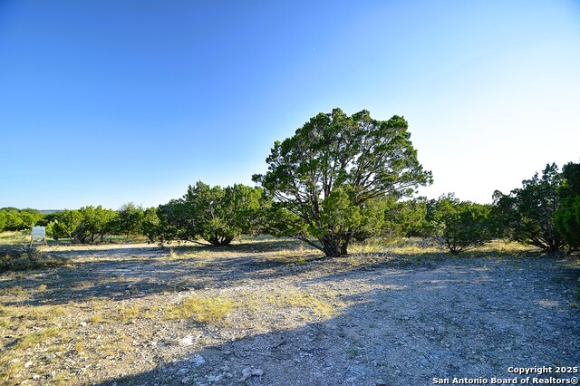 Listing photo id 47 for 1909 Bear Springs Trail