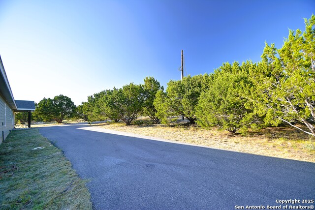 Listing photo id 56 for 1909 Bear Springs Trail