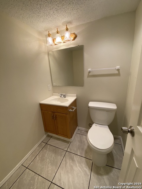 Image 11 of 30 For 9346 Village Lance