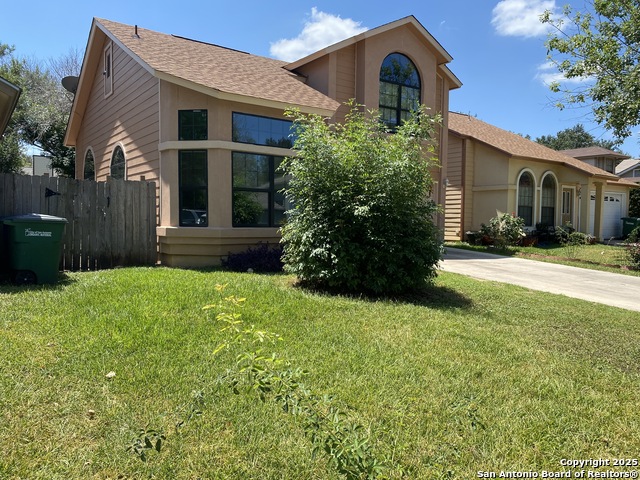 Image 2 of 30 For 9346 Village Lance