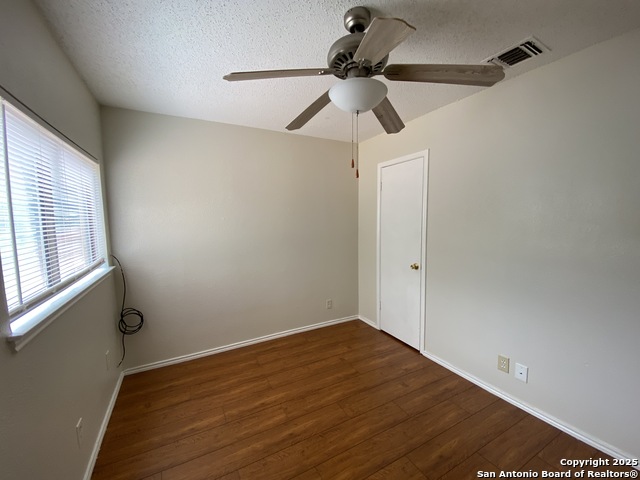 Image 30 of 30 For 9346 Village Lance