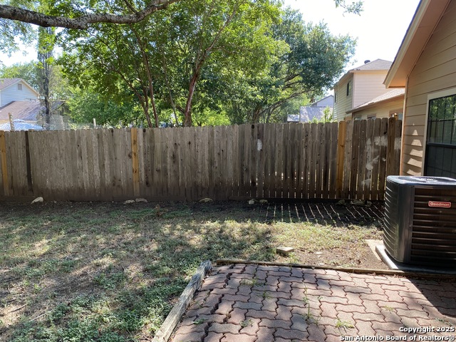 Image 9 of 30 For 9346 Village Lance
