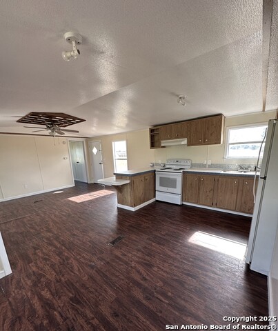 Listing photo id 1 for 1434 Cr 665  