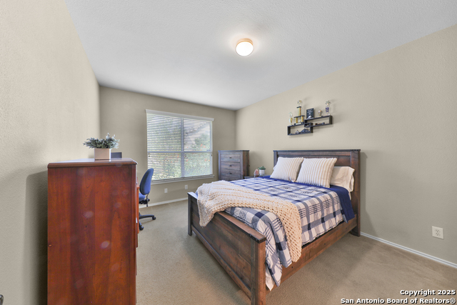 Listing photo id 9 for 5711 Lasalle