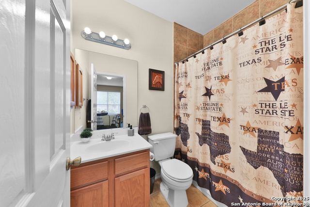 Listing photo id 12 for 5711 Lasalle