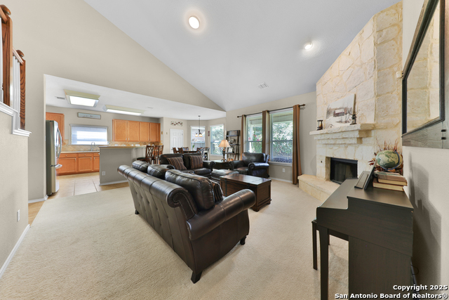 Listing photo id 16 for 5711 Lasalle