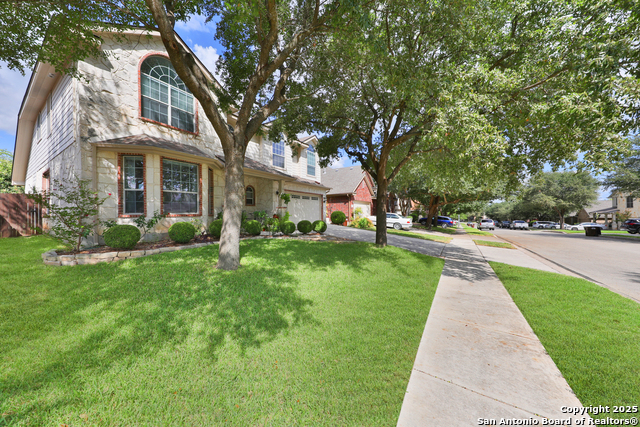 Listing photo id 0 for 5711 Lasalle