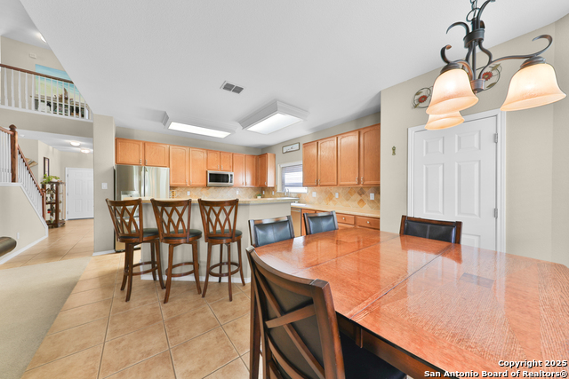 Listing photo id 19 for 5711 Lasalle