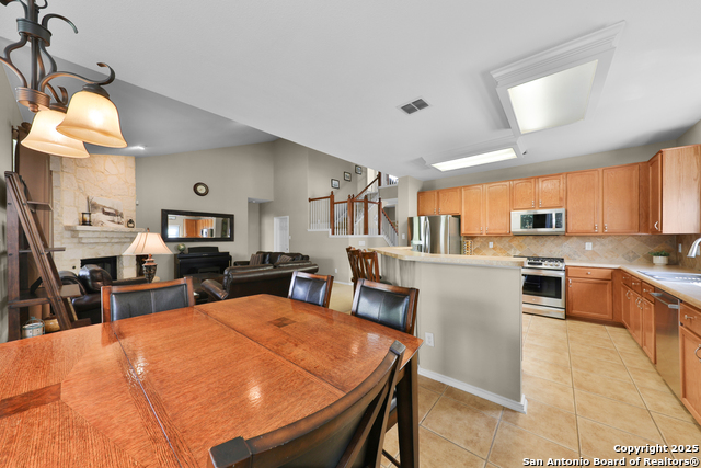 Listing photo id 20 for 5711 Lasalle