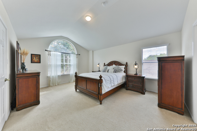 Listing photo id 27 for 5711 Lasalle