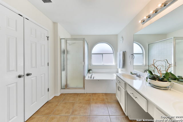 Listing photo id 31 for 5711 Lasalle